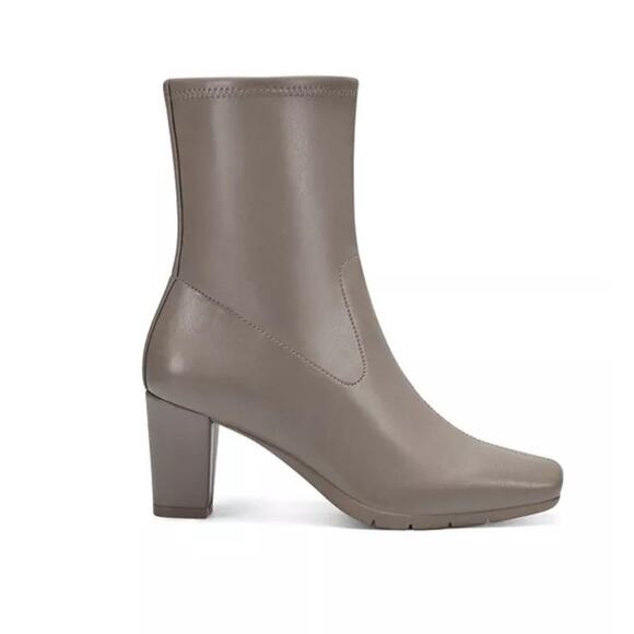 NEW Aerosoles Cinnamon Heeled Tailored Booties Trench Coat Square Toe 9.5M - Picture 2 of 6